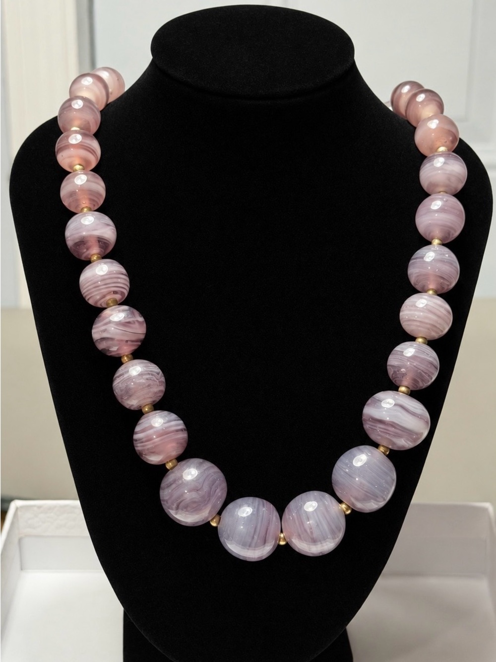 Monet Women’s Purple Swirl Lucite Bead Statement Necklace Gold Tone Vintage